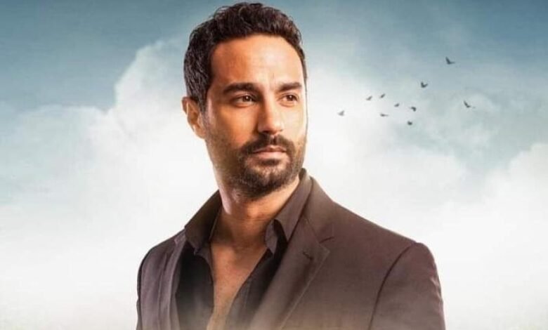 Photo of كريم فهمي ينتقد مهرجان القاهرة للدراما بعد عدم تكريم ريهام عبد الغفور