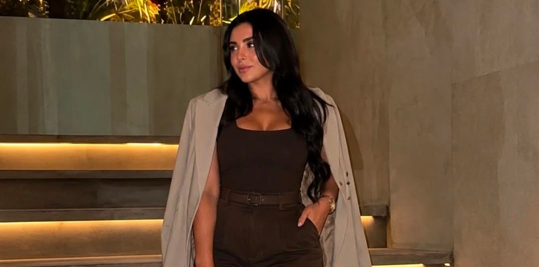 الإعلامية مريم سبليني تواصل ترسيخ حضورها الإعلامي والرقمي بثقة وتألق