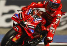 مارك ماركيز يكتسح أراغون ويشعل سباق MotoGP: فوز ثالث توالياً يقلص الفارق مع مارتن إلى 19 نقطة