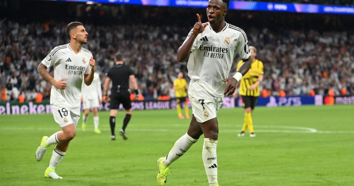 زلزال في الأولمبيكو.. ريال مدريد يقلب الطاولة على روما في 7 دقائق ويخطف انتصاراً تاريخياً برباعية قاتلة - صورة مميزة زلزال في الأولمبيكو.. ريال مدريد يقلب الطاولة على روما في 7 دقائق ويخطف انتصاراً تاريخياً برباعية قاتلة