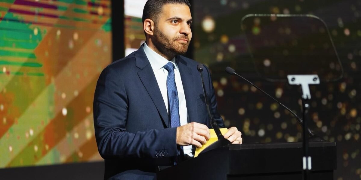 إيلي متري رائد الروبوتات والذكاء الاصطناعي في السعودية يقود مستقبل التكنولوجيا الذكية