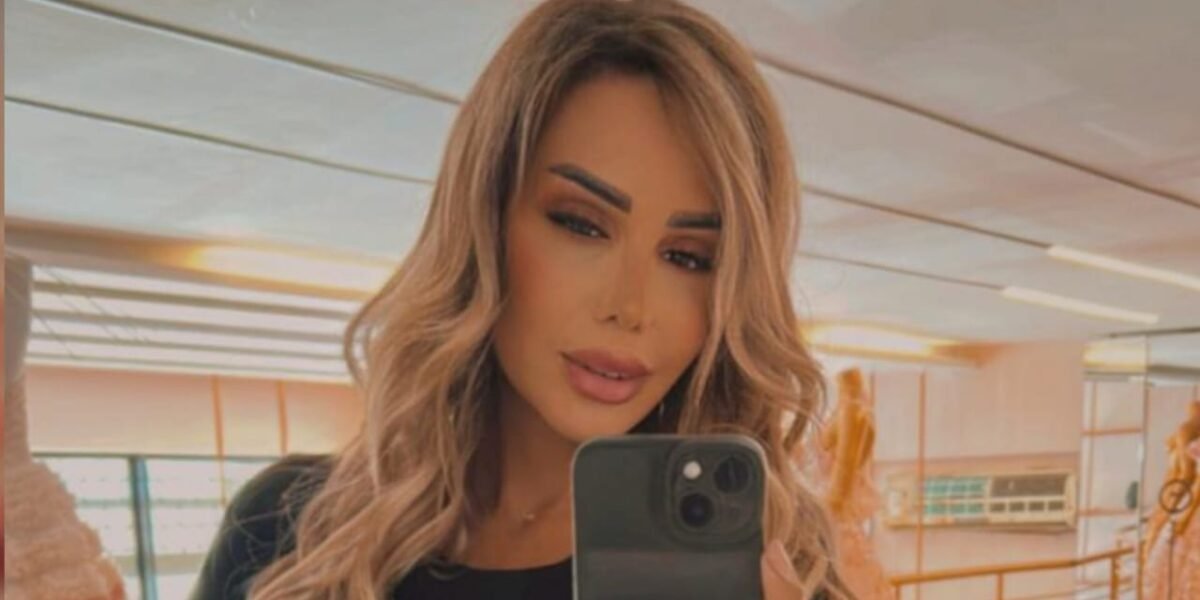 خبيرة التجميل ناديا كساسير رحلة حافلة بالنجاحات في عالم المكياج - صورة مميزة صورة مميزة: خبيرة التجميل ناديا كساسير رحلة حافلة بالنجاحات في عالم المكياج