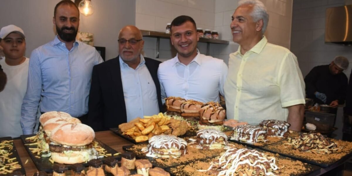 مطعم Crunchy Munchy يفتتح أبوابه في النبطية