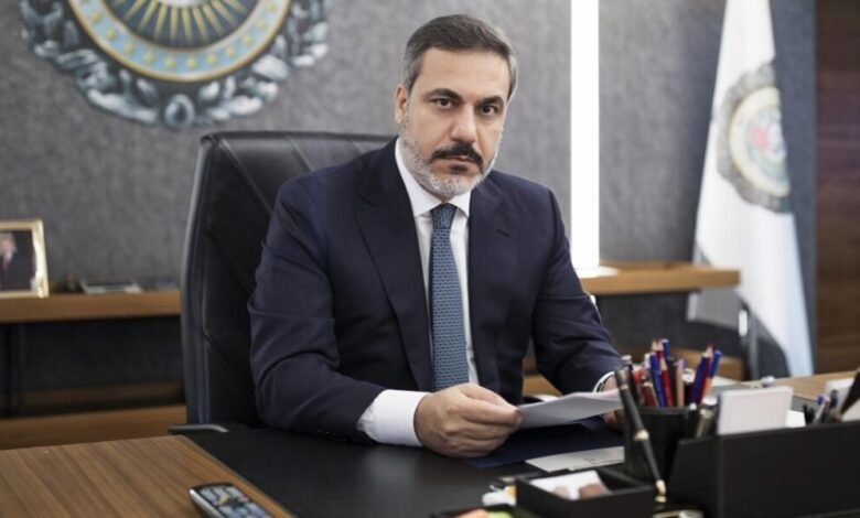 وزير الخارجية التركي يحط الرحال في روسيا